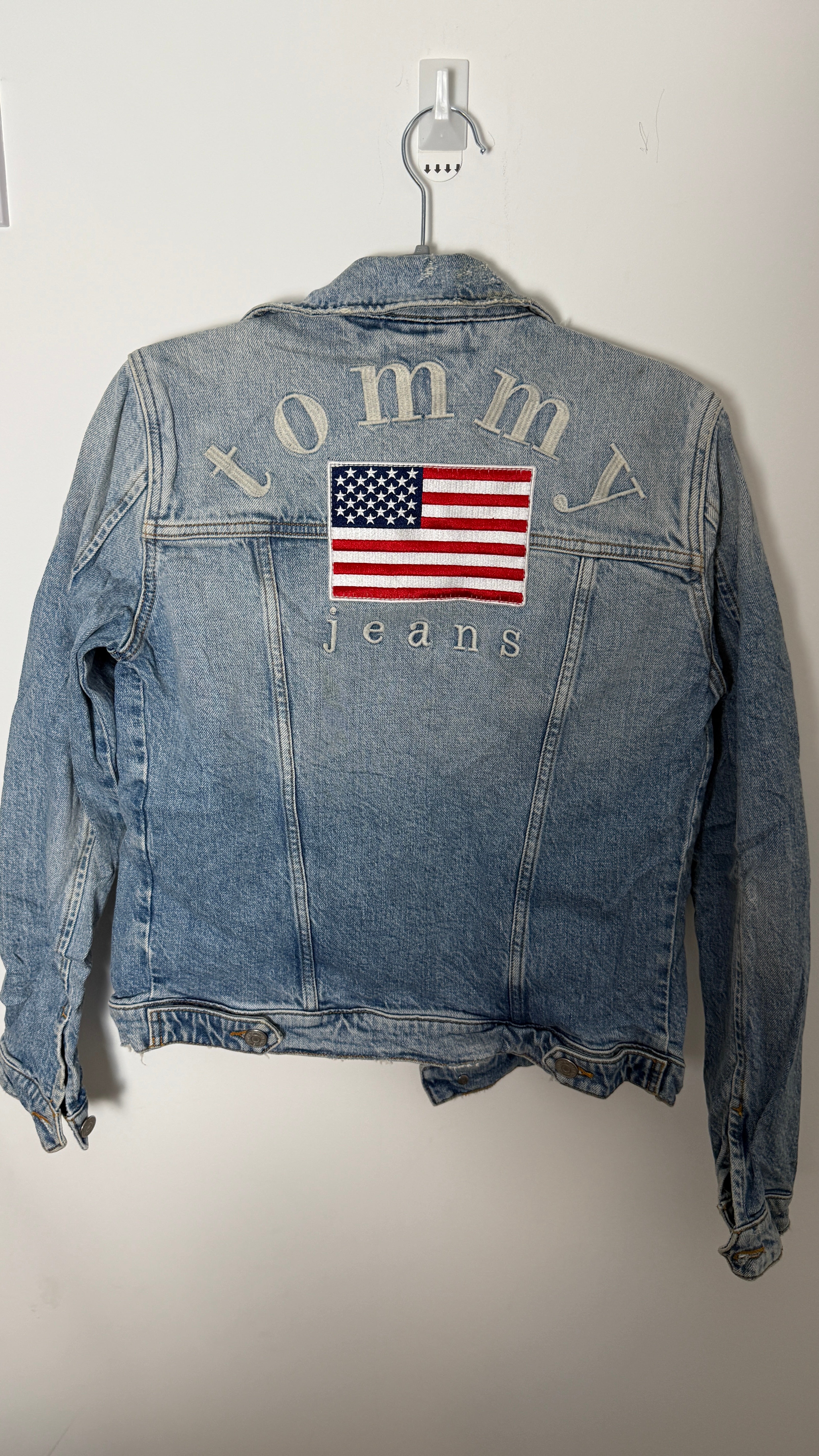 Tommy Hilfiger Vintage back logo American Flag Demin Trucker Jacket