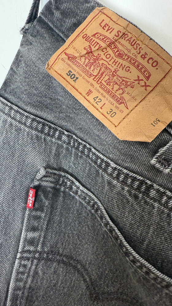 Rare Vintage Levi's 501 XX, USA Made, Demin Jeans - W42 L30