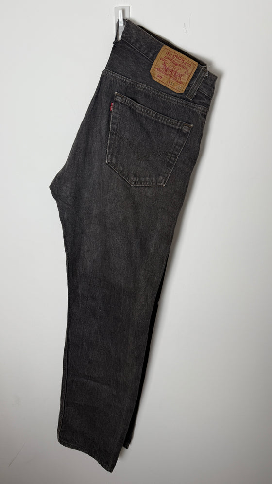 Rare Vintage Levi's 501 XX, USA Made, Demin Jeans - W33 L30