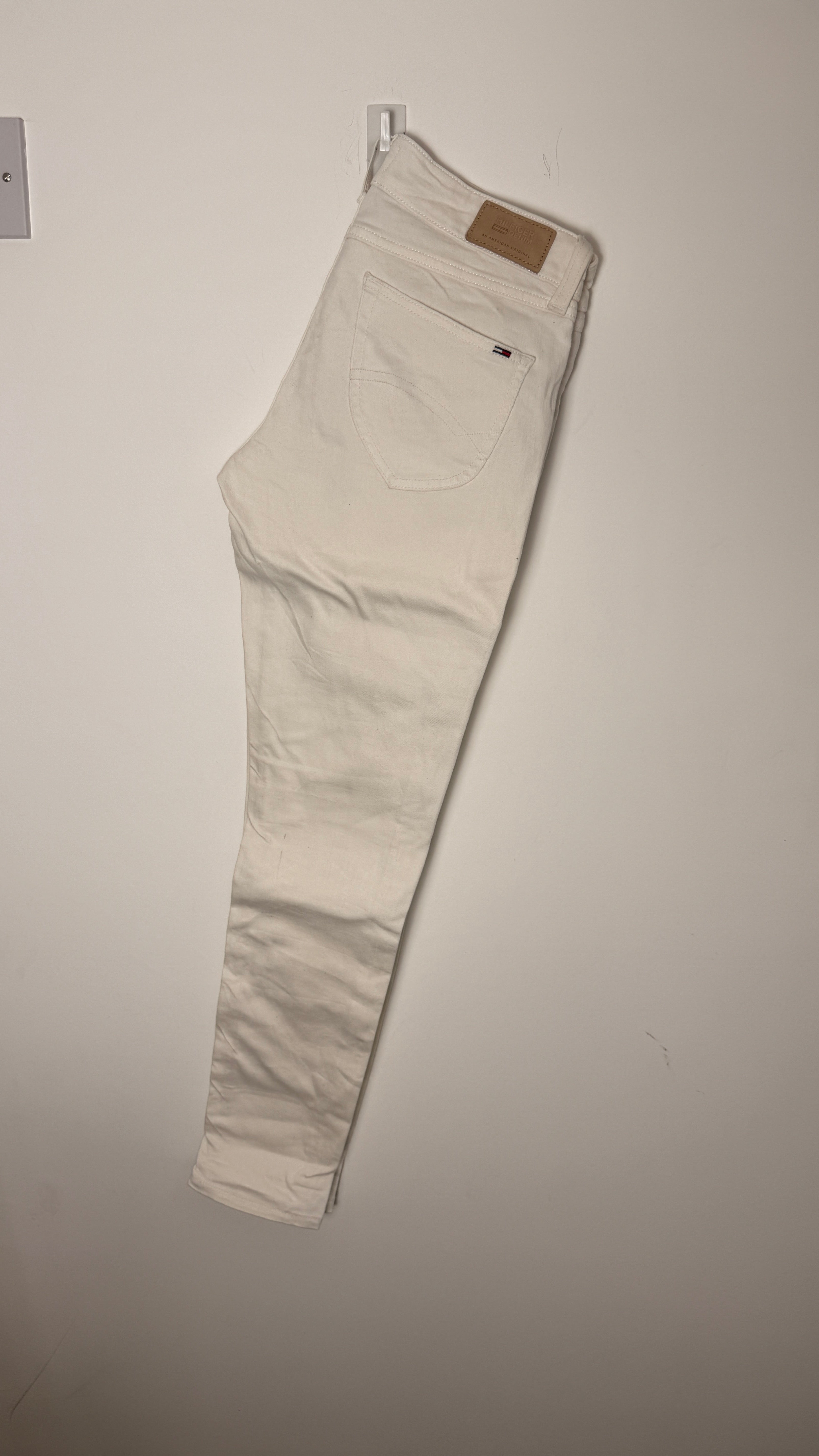 Tommy Hilfiger Vintage “Sophie Skinny” White Denim Jeans