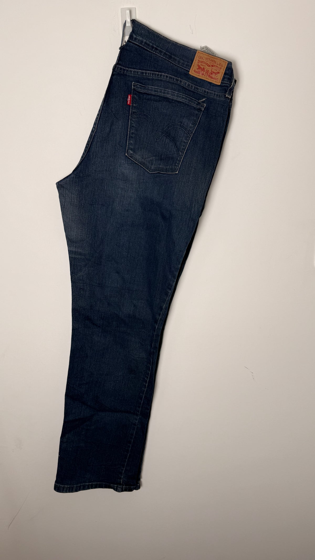 Levi’s Women’s 505 Vintage Dark Blue Jeans – P389