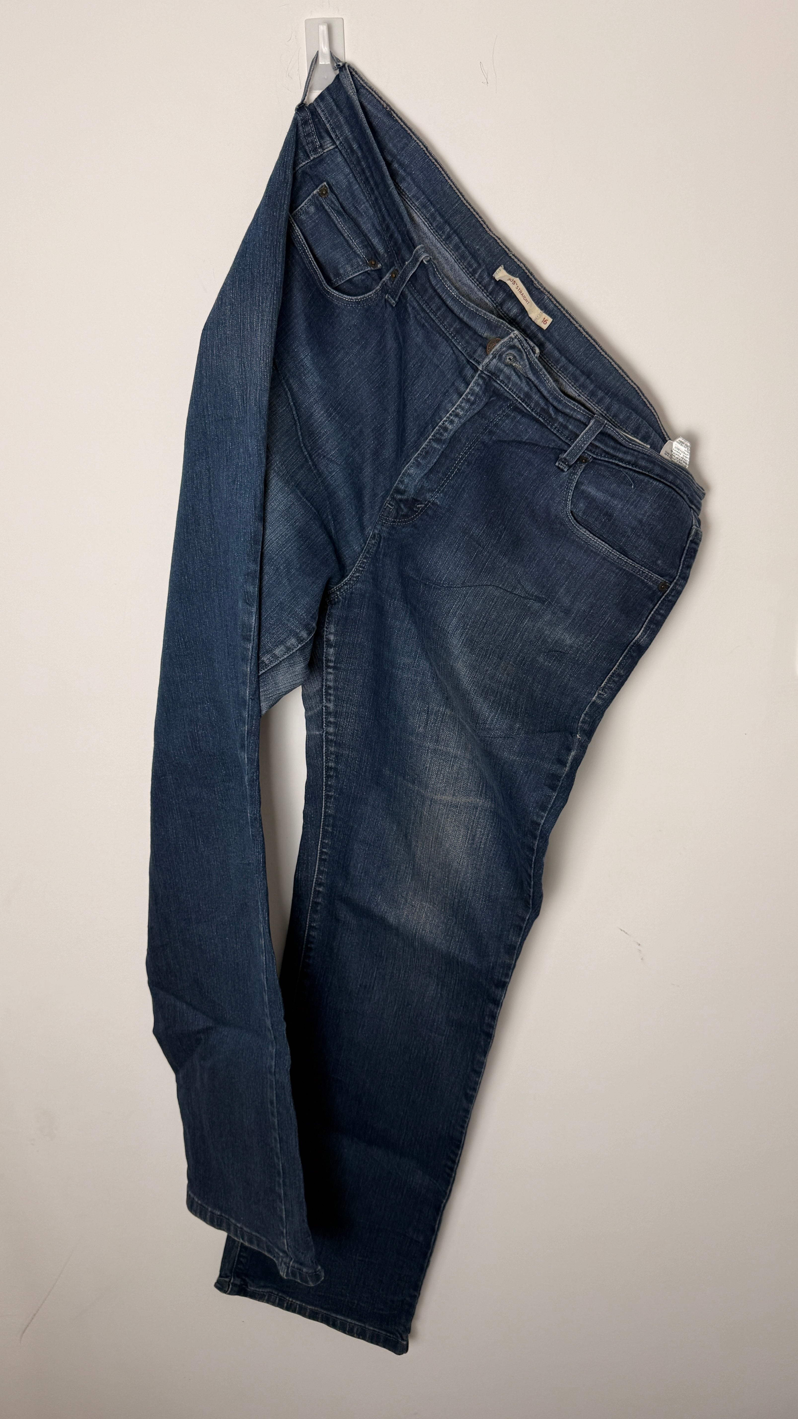 Levi’s Women’s 505 Vintage Dark Blue Jeans – P389