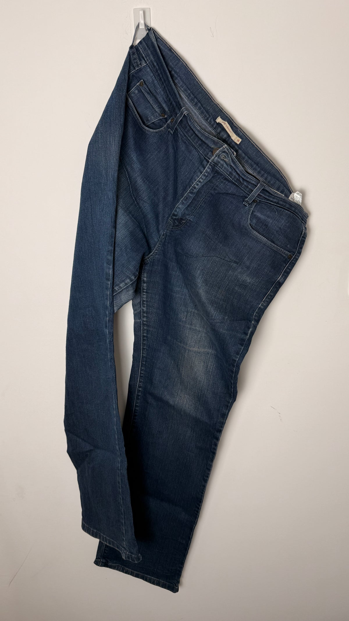 Levi’s Women’s 505 Vintage Dark Blue Jeans – P389