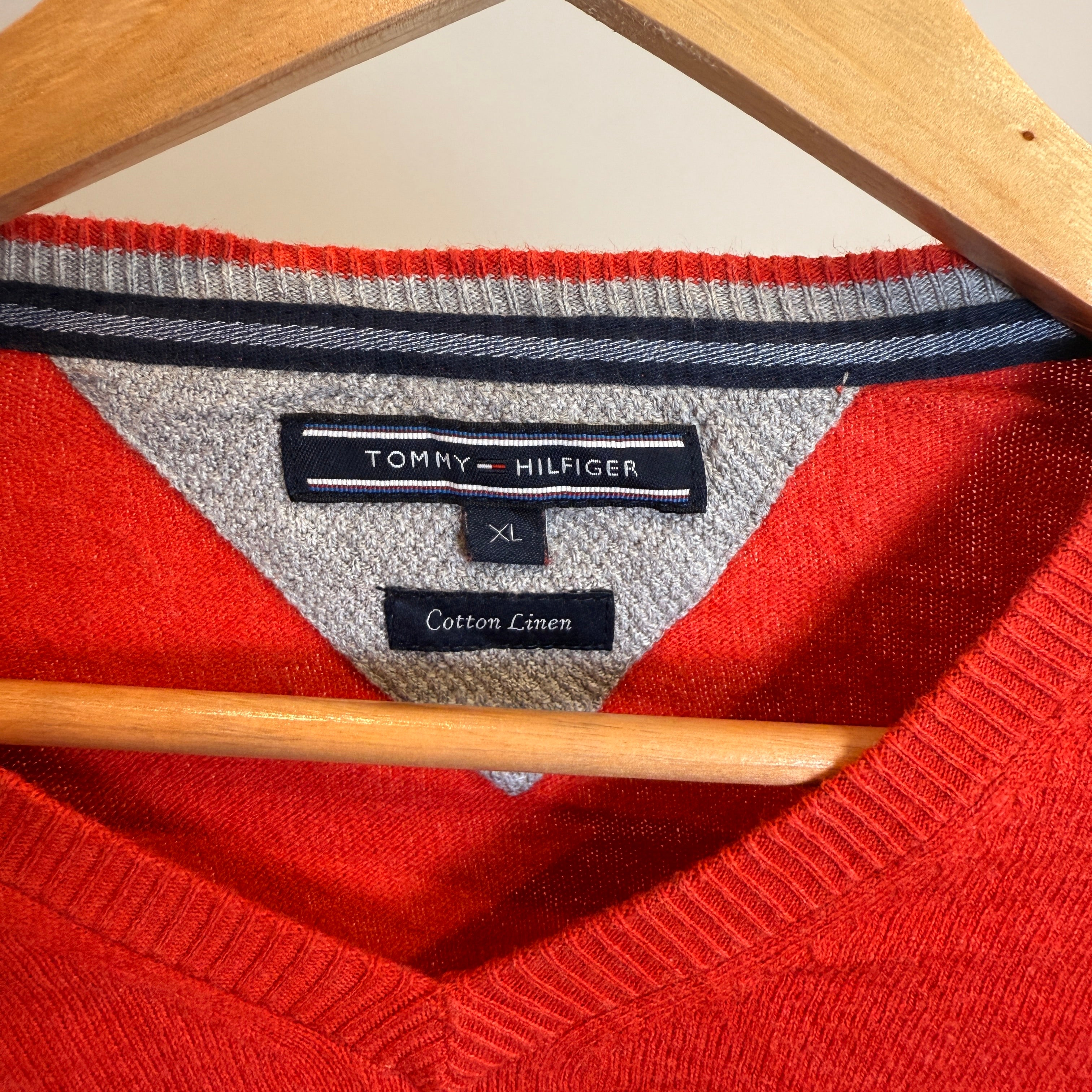 Tommy Hilfiger Bright Red Cotton-Linen Blend V-Neck Jumper