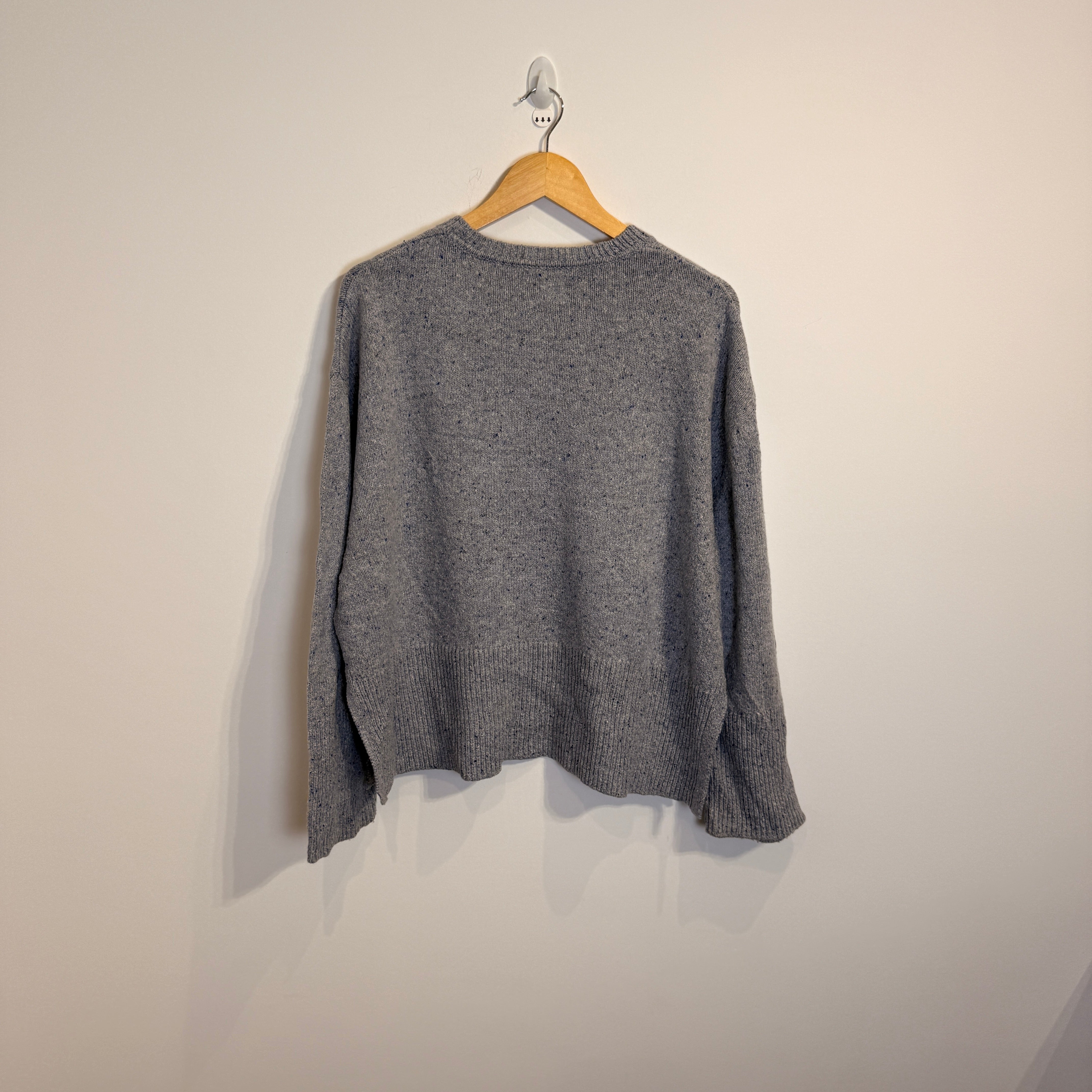 GAP Women’s Cotton Blend Pullover – P618