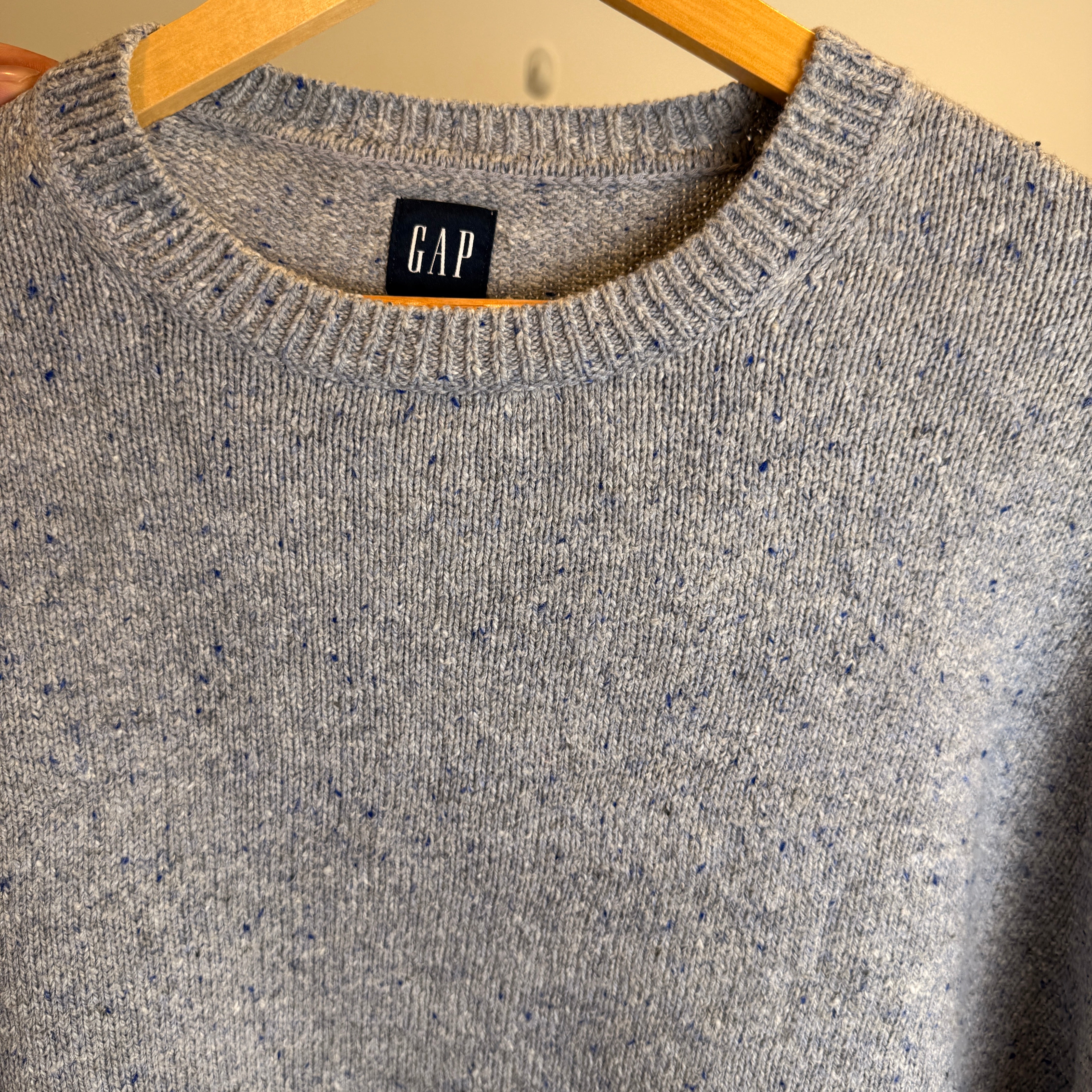 GAP Women’s Cotton Blend Pullover – P618