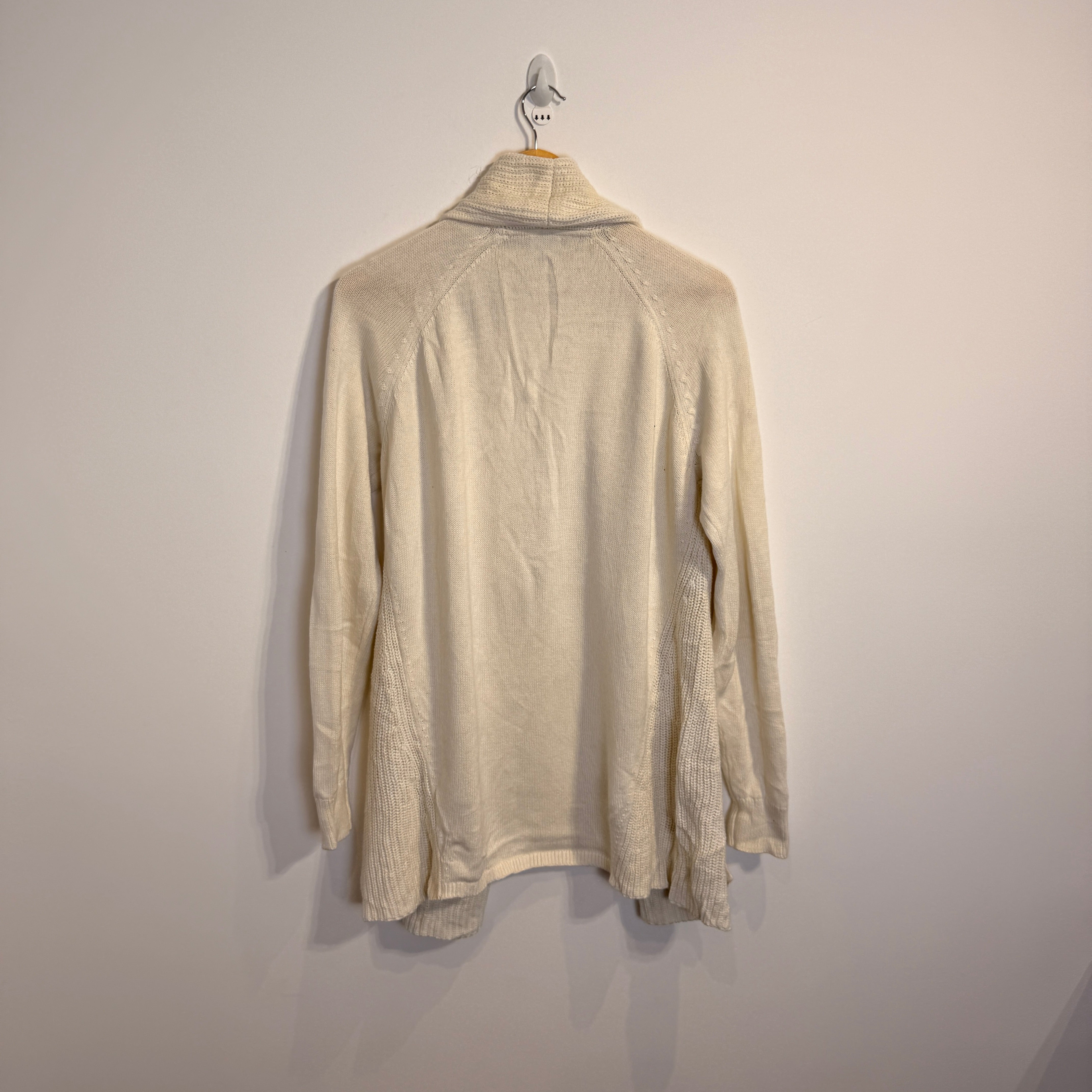 L.L. Bean Women’s Knitted Cardigan – P627