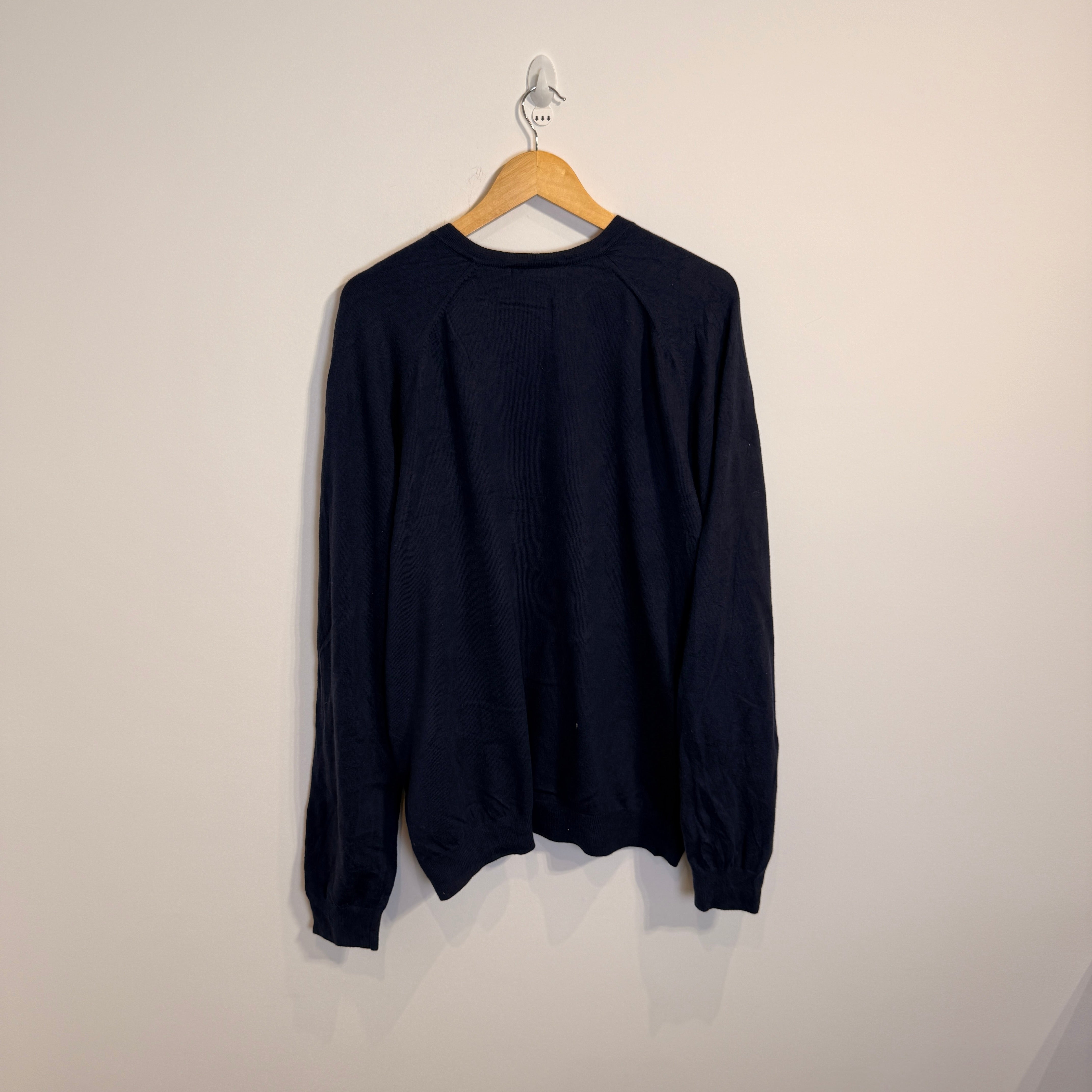 Eddie Bauer Men’s Suprema Cotton V-Neck Jumper – P631