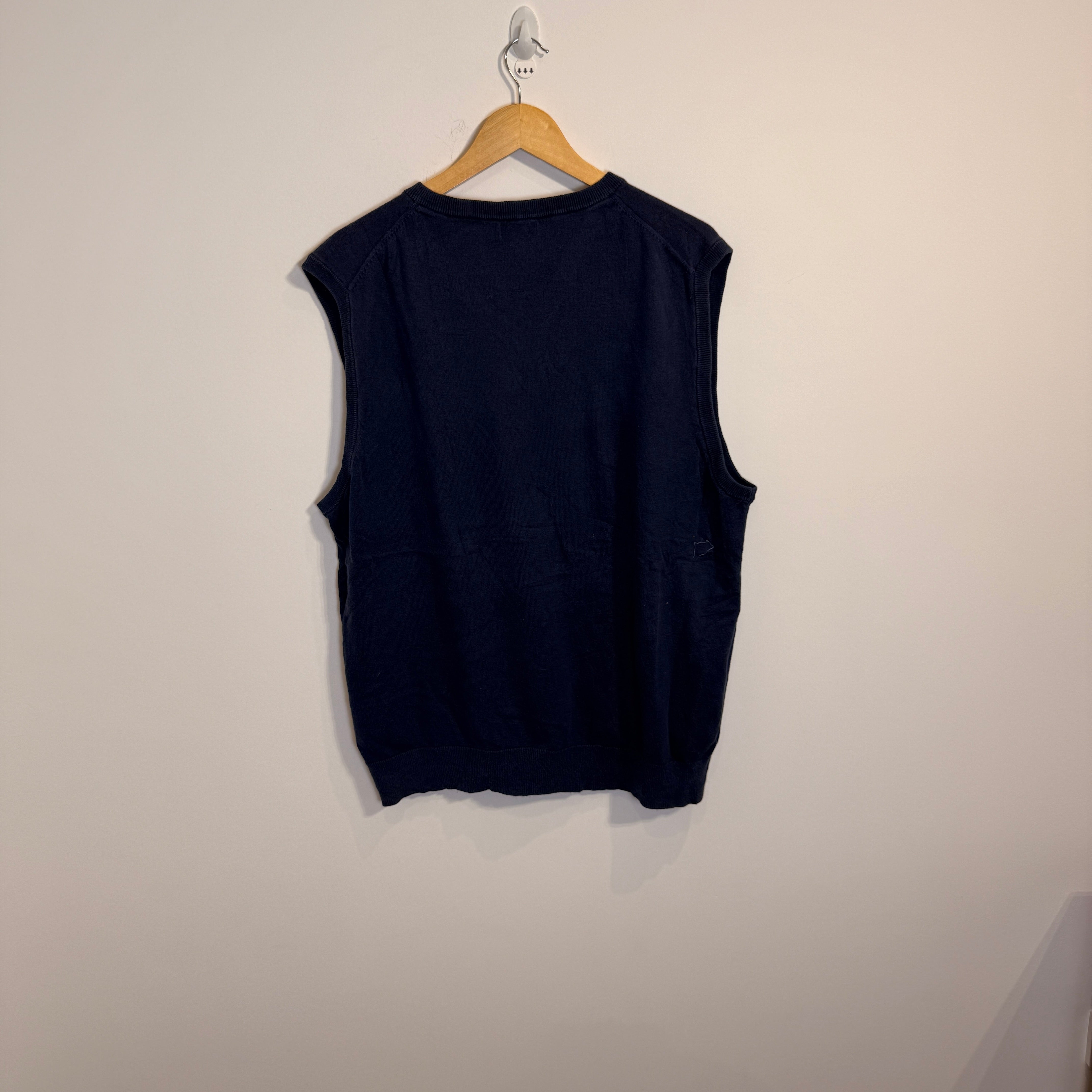 IZOD Men’s Navy Blue Cotton Vest – P642