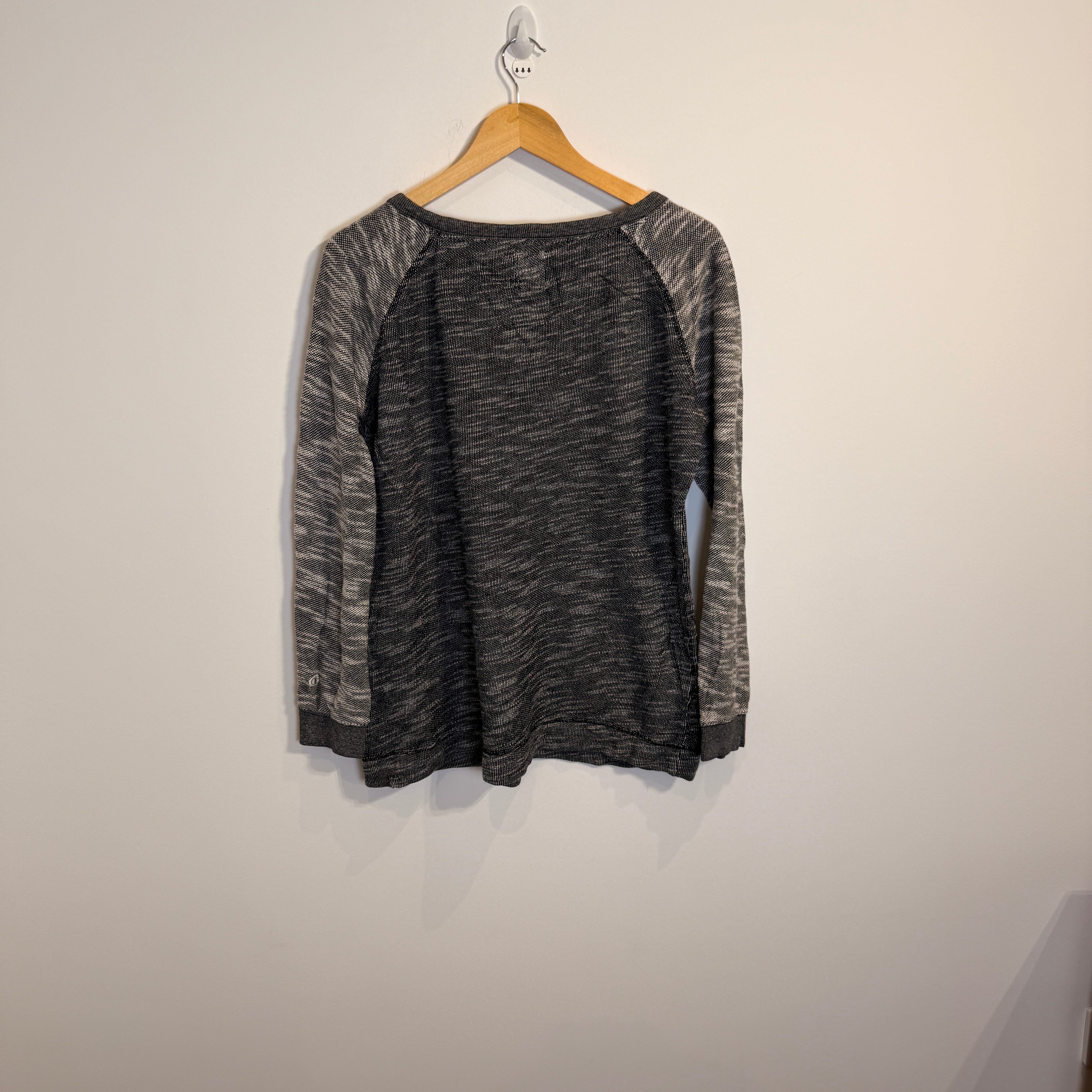 Champion Women’s Jumper – P647