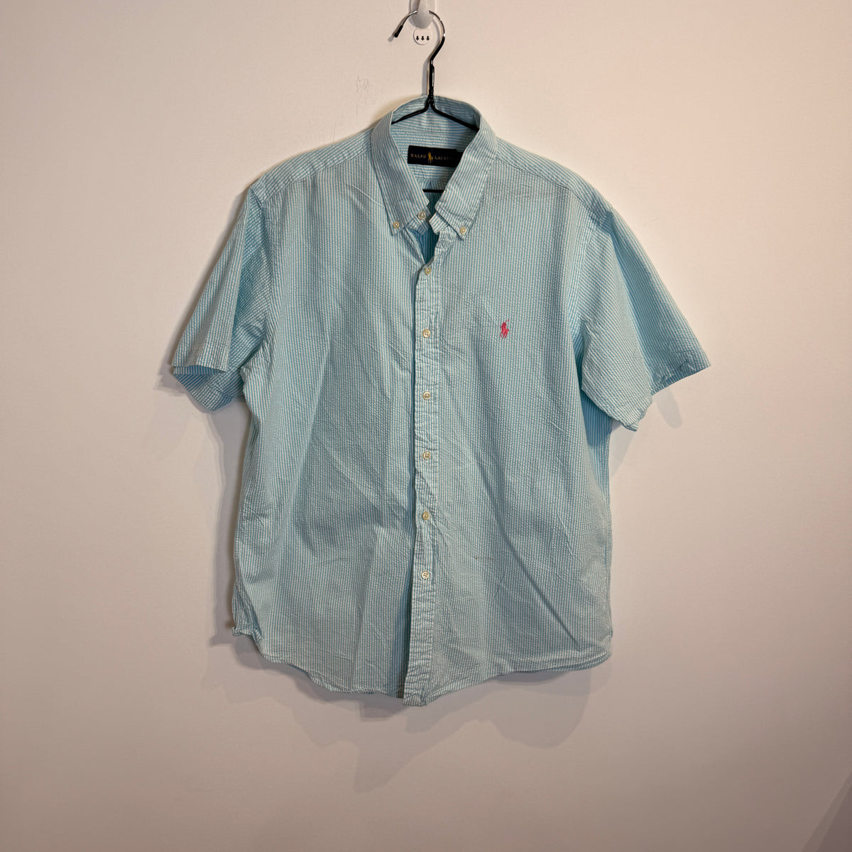 Ralph Lauren Men’s Blue and White Stripe Oxford Short Sleeve Shirt – P673