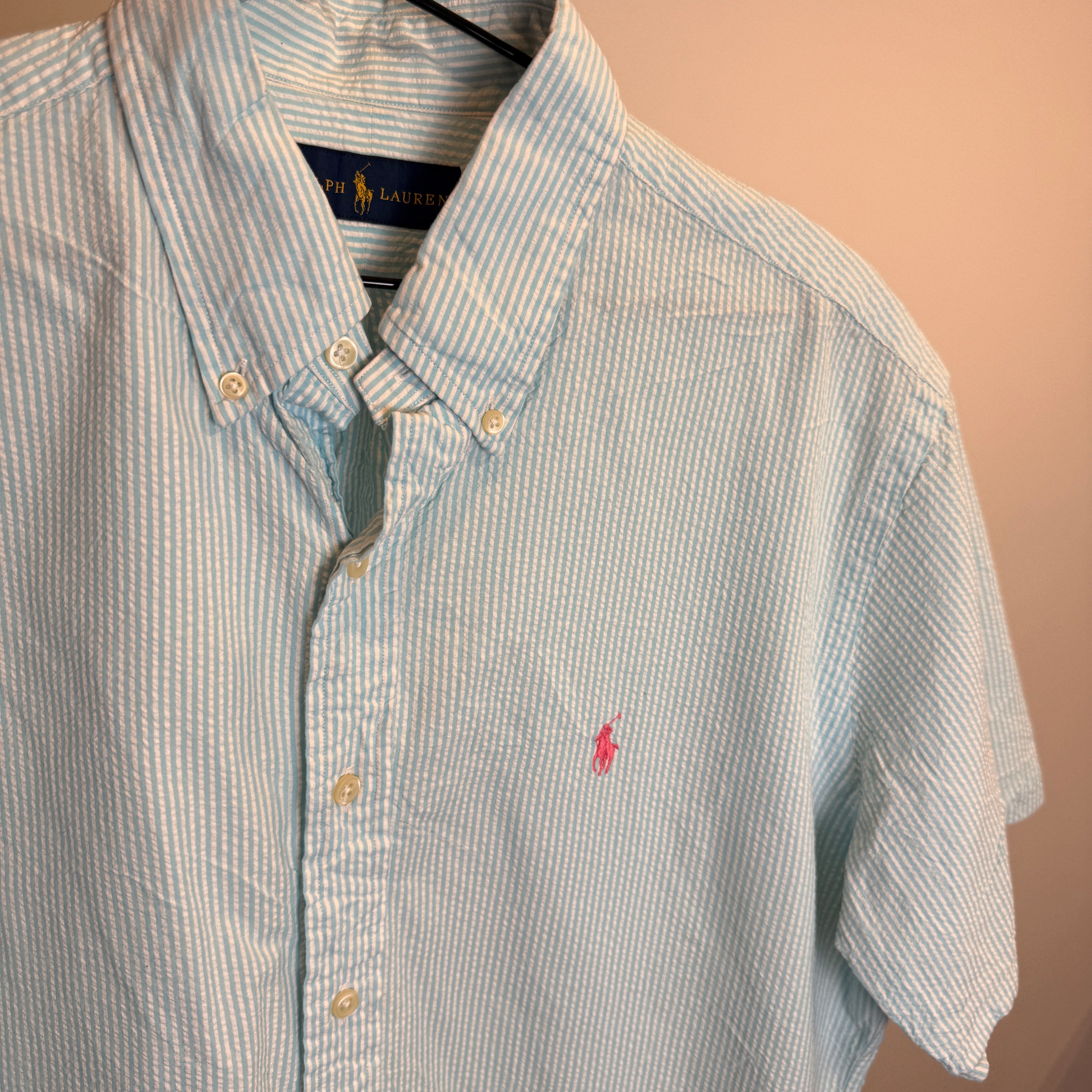 Ralph Lauren Men’s Blue and White Stripe Oxford Short Sleeve Shirt – P673