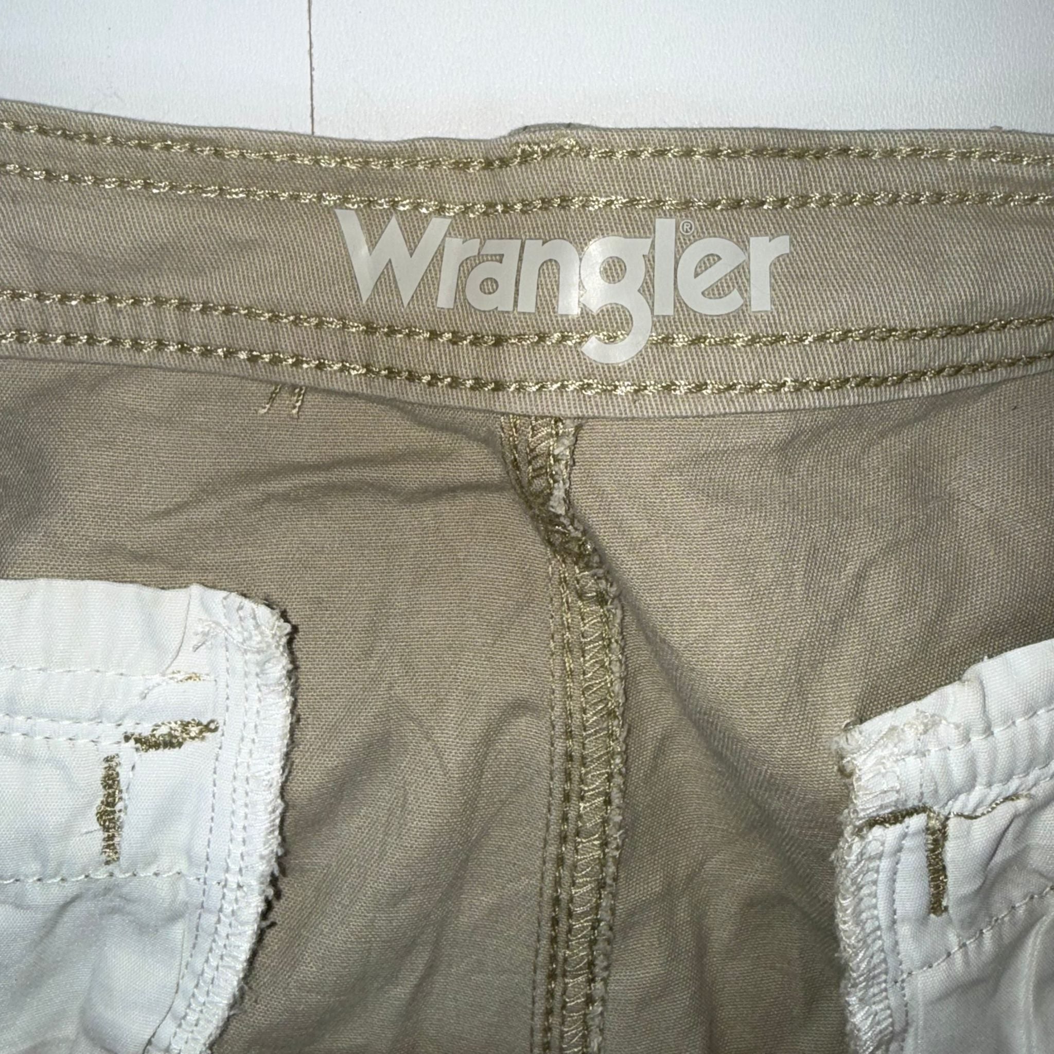Wrangler Beige Cargo Shorts