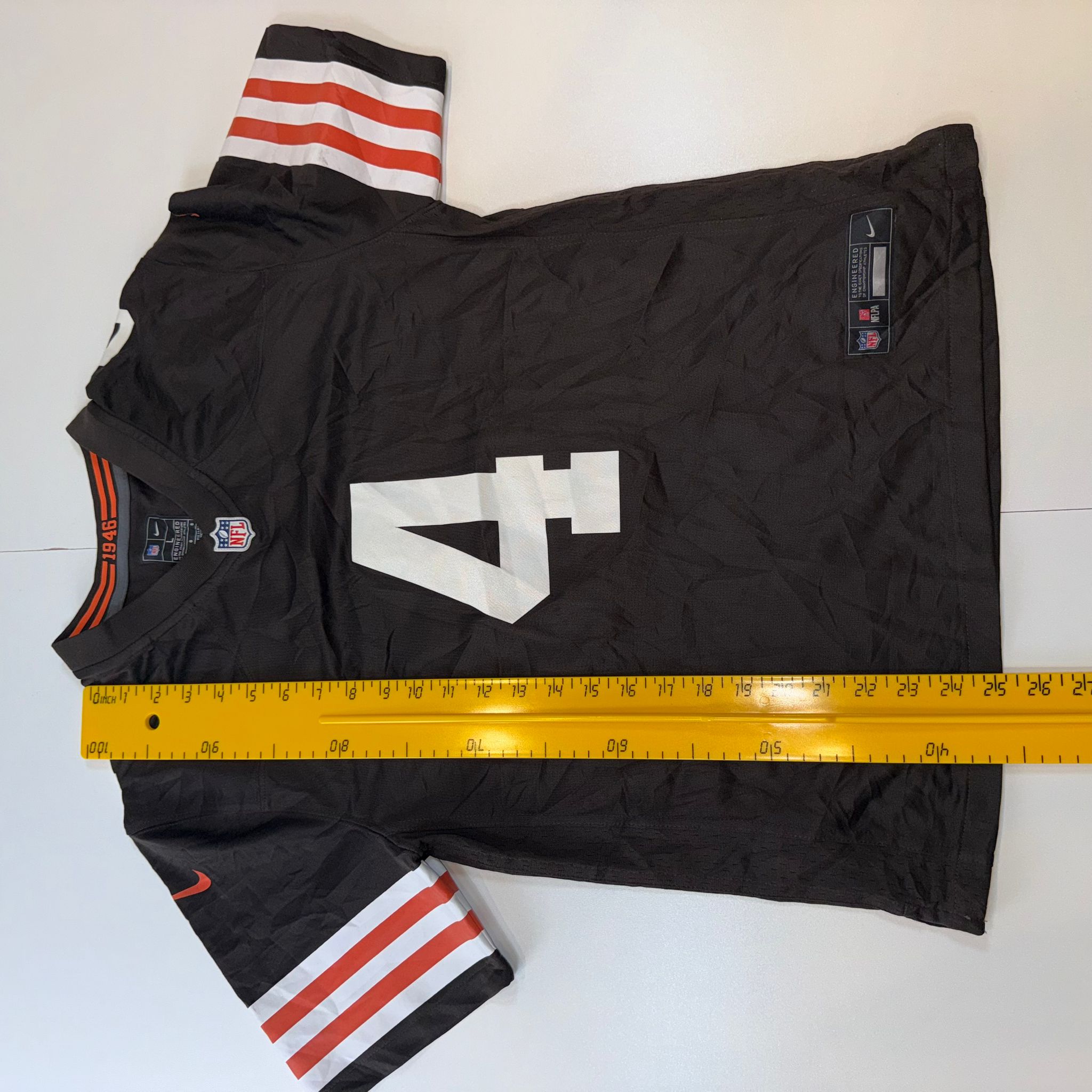 Nike NFL Cleveland Browns #4 Jersey – Autographed – Size Large