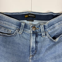 Lee Regular Fit Mid Rise Straight Leg Jeans Flex Motion Stretch Blue Size 2 Medium